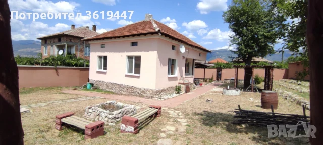 Продавам къща в отлично състояние, снимка 2 - Къщи - 51405778