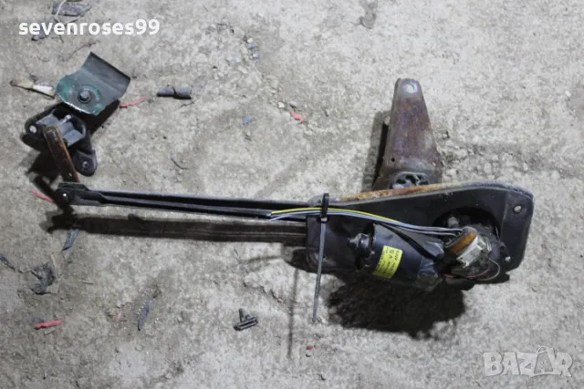 Мотор предни чистачки Ситроен Берлинго 1 1998 1.9d Citroen Berlingo 1   9621014480, снимка 2 - Части - 49820615