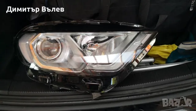 Десен фар Форд Екоспорт Ford EcoSport . С оригинален номер mn15-13e014-ad, снимка 1 - Части - 47097441