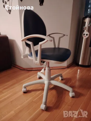 Продавам офис стол, снимка 2 - Столове - 49755081