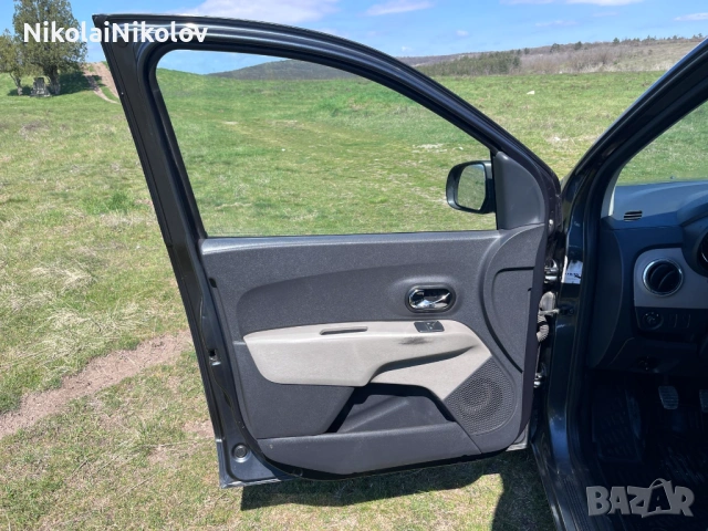 Dacia Lodgy 1.5 DCI, снимка 11 - Автомобили и джипове - 54123689