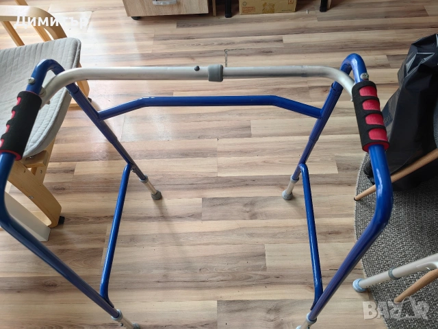 Проходилка за възрастни, запазена