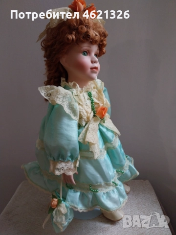 Порцеланова кукла Рона Leonardo колекционерско издание, снимка 4 - Декорация за дома - 52056431