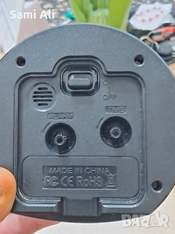 Настолен часовник Eachui - Кварцов, безшумен, с осветление, снимка 4 - Антикварни и старинни предмети - 53683845