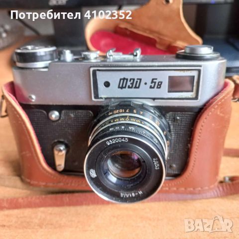 Продавам руски ретро фотоапарати - "ФЕД 5В" и "Смена", снимка 9 - Фотоапарати - 45852495