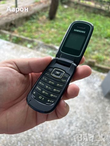Телефон с капаче Samsung (мидичка) , снимка 3 - Samsung - 46439377