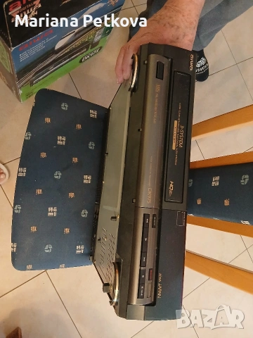 Видео плеър "Aiwa"