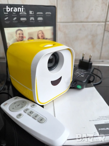 мини мултимедия - проектор