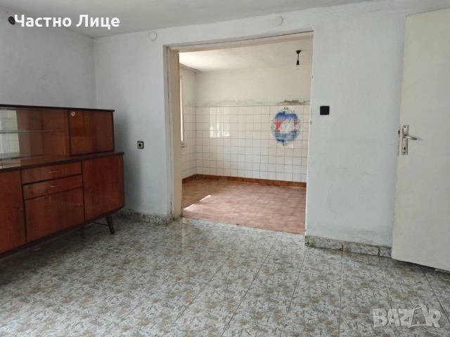 Къща в гр.Аксаково с РЗП 210 кв.м., снимка 4 - Къщи - 53922681