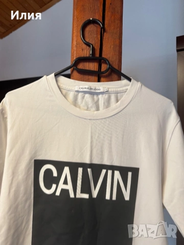 Calvin Klein тениска S, снимка 2 - Тениски - 54255543