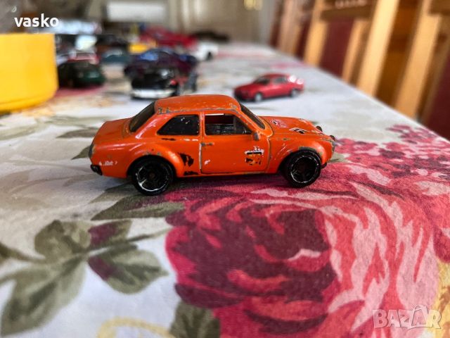 Hotwheels Escort, снимка 3 - Колекции - 46645995