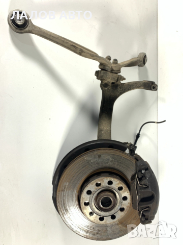 Преден ляв шенкел главина Ауди А4 Б6 Preden lqv shenkel glavina Audi A4 B6 2.0i 130hp 