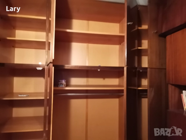 Гардероб естествен фурнир четирикрилен, снимка 3 - Гардероби - 52549151