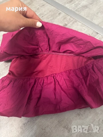 Нов топ Zara M с голо рамо, снимка 7 - Корсети, бюстиета, топове - 51109863