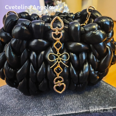 Ръчно плетени чанти Маршмелоуууу , снимка 8 - Чанти - 54293754