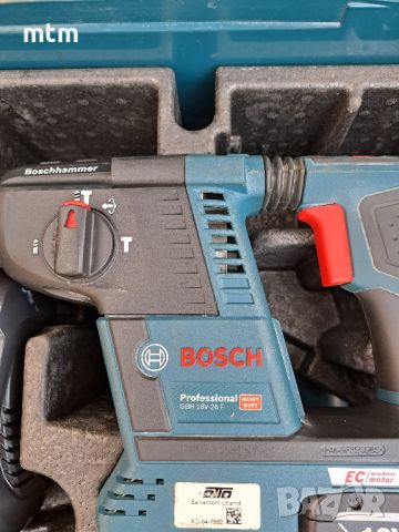 Безчетков акумулаторен перфоратор Bosch GBH 18V-26 F , снимка 2 - Други инструменти - 46316819