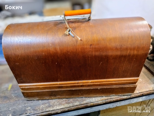 Руска шевна машина "Калинина" с ел. задвижване с педал, работеща, снимка 5 - Шевни машини - 52675868