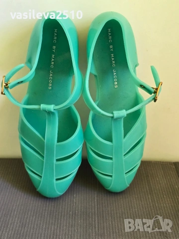 Marc Jacobs оригинални дамски силиконови сандали , снимка 4 - Сандали - 53891855