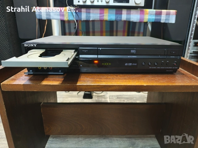 Sony SLV-D930 - DVD & VHS, снимка 6 - Плейъри, домашно кино, прожектори - 53597864