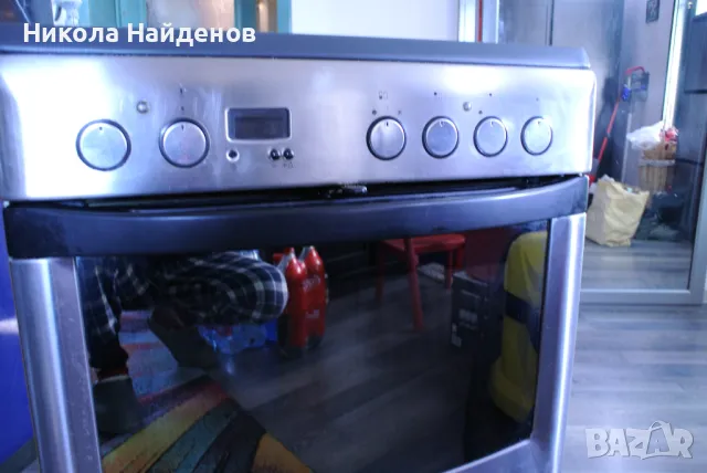 Готварска печка Ariston Hotpoint, снимка 2 - Печки, фурни - 48511618