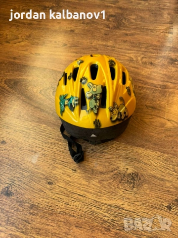 Жълта с кученца каска за велосипед или други спортове само за 10лв. crosswave, снимка 3 - Спортна екипировка - 52531604