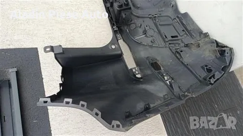 Задна броня Range Rover Evoque година 2019 2020 2021 2022 код K8D217D781AAW , снимка 8 - Аксесоари и консумативи - 50428959