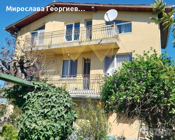 ПРОДАВАМ голяма къща в с. Куманово, снимка 2 - Къщи - 53679176