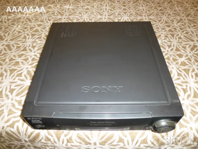 Видео рекордер SONY VHS, снимка 2 - Плейъри, домашно кино, прожектори - 47011811