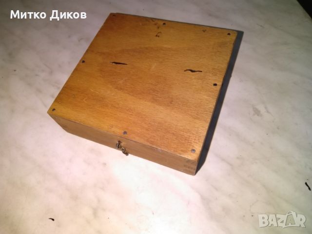 Дървена кутия отгоре остъклена 120х120х37мм, снимка 4 - Декорация за дома - 45374805
