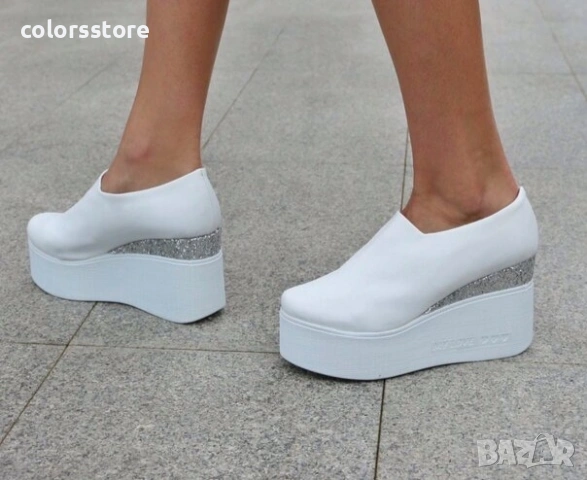 Обувки на платформа - бяла кожа и брокат - VBR90, снимка 1 - Дамски ежедневни обувки - 34320917
