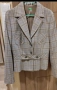 Дамски костюм с пола., снимка 1