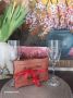 Дървен плик за паричен подарък и две чаши за вино, снимка 1 - Сувенири от дърво - 45617159