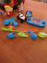 Лот играчки: кола, снежно кълбо с динозавър, игра с рингове-вода, пистолет играчка, въдица с магнитн