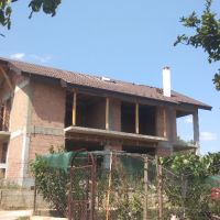 Изграждане на покриви, веранди,надвеси боядисване на покриви и дърво качество и гаранция, снимка 4 - Ремонти на къщи - 36435805