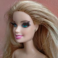 Колекционерска кукла Barbie Барби Mattel 107 4HF2, снимка 1 - Колекции - 45159243