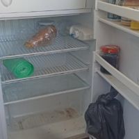 хладилник 12 v, снимка 1 - Хладилни чанти - 45776009