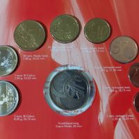 Нидерландия 2005 - Комплектен банков евро сет от 1 цент до 2 евро + медал, снимка 2 - Нумизматика и бонистика - 45607398