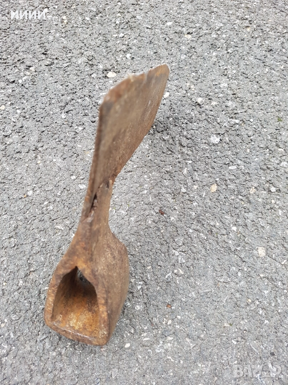 Брадва кривица 3, снимка 1