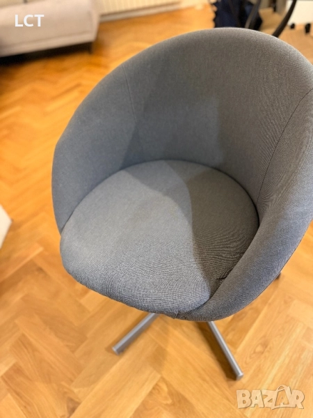 въртящ се стол Ikea Skruvsta, снимка 1