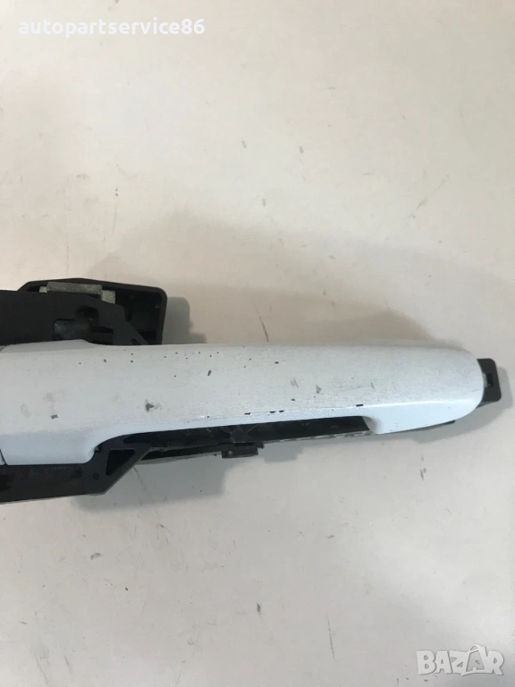 Външна дръжка за предна дясна врата бяла за KIA Ceed (2009) 90309-02200, снимка 1