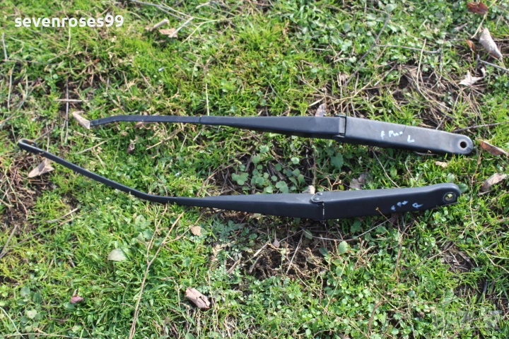 Рамо предни чистачки ляво дясно Фиат Пунто 2 2001 1.2i 60 Fiat Punto 2  2/3врати, снимка 1