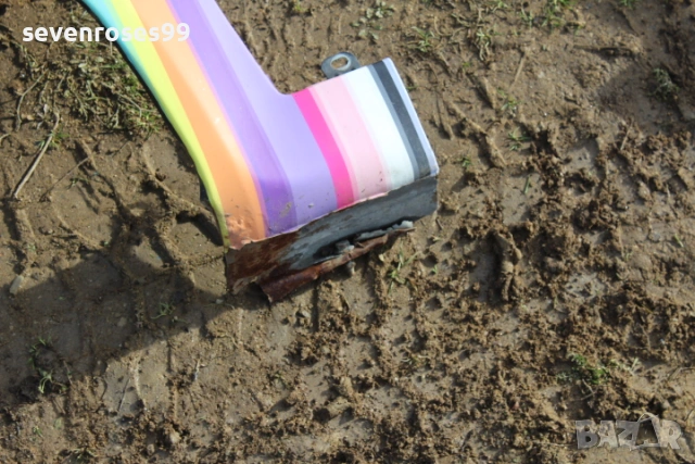 Калник ляв Фиат Пунто 2 2001 1.2i 60 Fiat Punto 2  2/3врати, снимка 5 - Части - 53169202