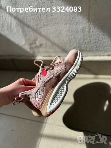 Оригинални дамски маратонки , снимка 2 - Маратонки - 53943595