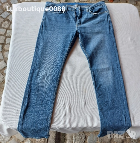 Използвани в отлично състояние дънки Hugo 32/32