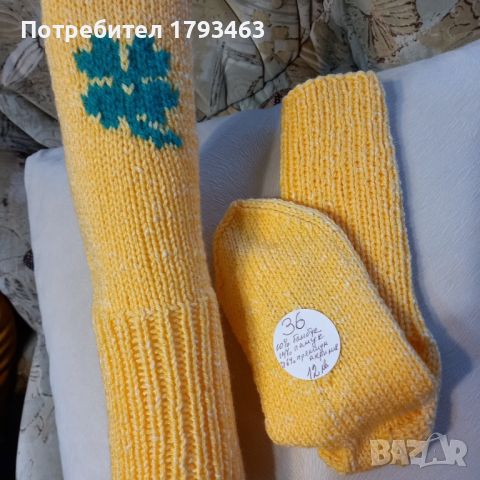 Ръчно плетени дамски чорапи размер 36, снимка 2 - Дамски чорапи - 45558448