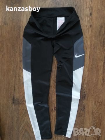 Nike Trophy Tight - страхотен юношески клин КАТО НОВ, снимка 3 - Детски клинове - 46696105