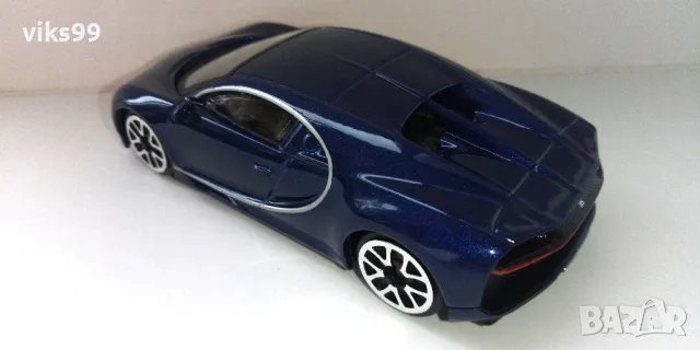 Bburago Bugatti CHIRON - Мащаб 1:43, снимка 2 - Колекции - 49007721