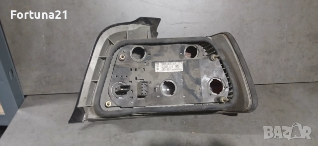 BMW 3 e36 седан - ляв стоп, снимка 2 - Части - 51520047