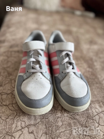 Детски кецове Адидас , снимка 3 - Детски маратонки - 52358801