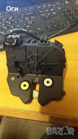 Брава заден капак за Форд Фокус хечбег 99-04г.  43102-FE, снимка 2 - Части - 53431177